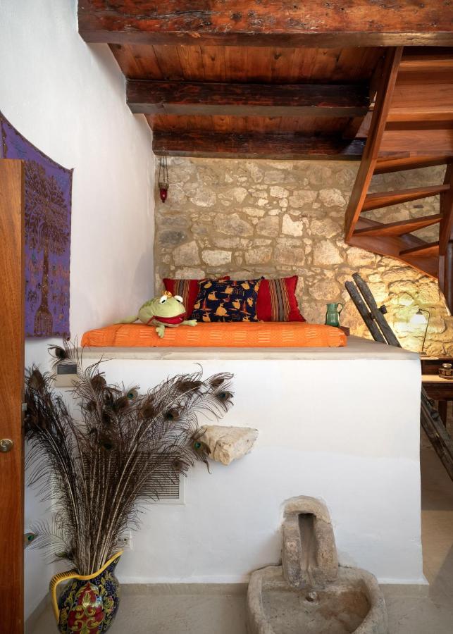 Nassibe Estate *
